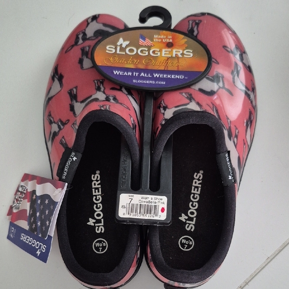 Sloggers Kids Pink and Black Water Shoes - Picture 1 of 1